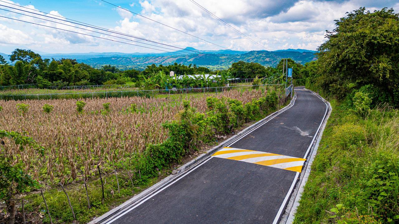 Nueva calle pavimentada de 2.1 km beneficia a más de 5,400 personas en Verapaz nueva-calle-pavimentada-de-21-km-beneficia-a-mas-de-5400-personas-en-verapaz